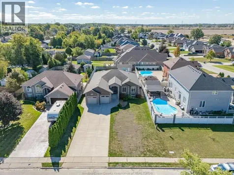 11933 Maisonneuve Street Tecumseh ON N8N 1R2