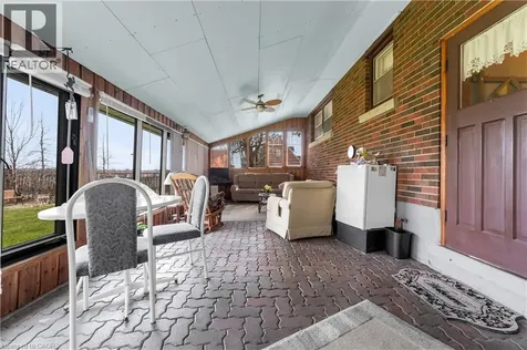 609 Green Mountain Road East Stoney Creek ON L8J 2Z7