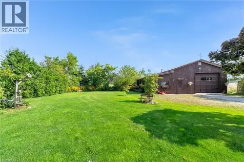 609 Green Mountain Road East Stoney Creek ON L8J 2Z7