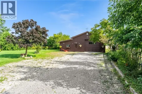 609 Green Mountain Road East Stoney Creek ON L8J 2Z7