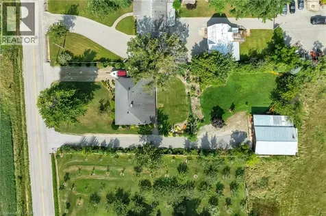 609 Green Mountain Road East Stoney Creek ON L8J 2Z7