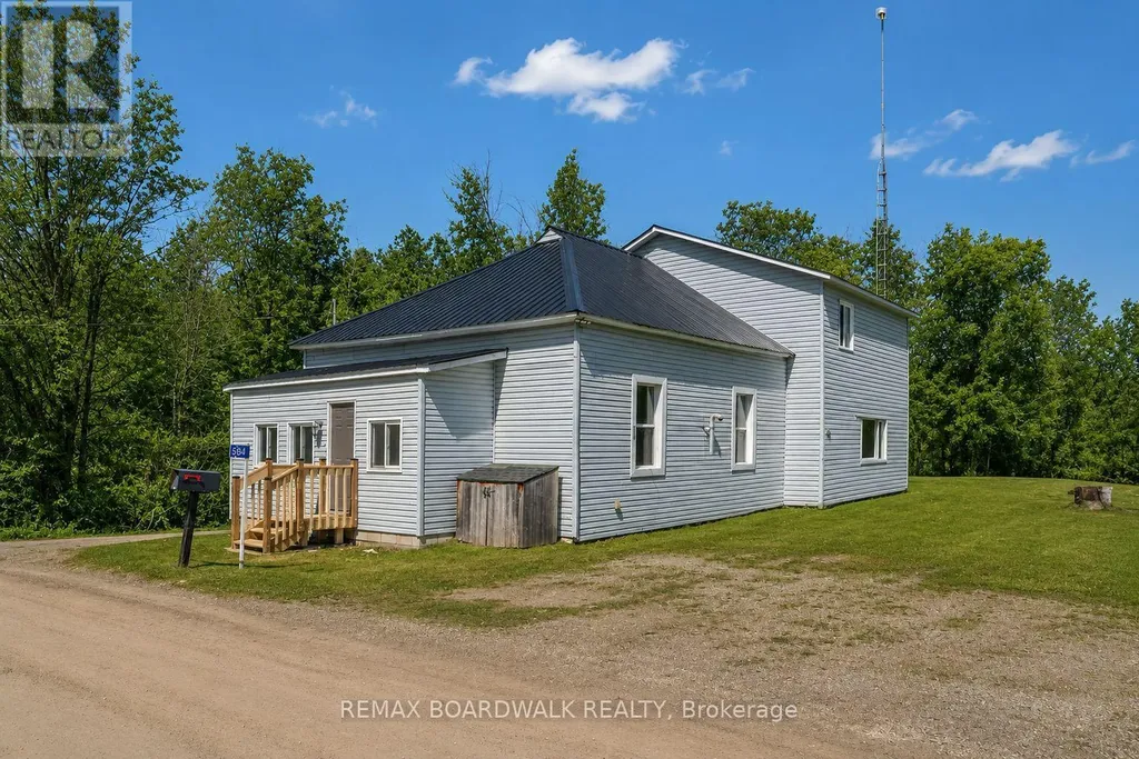 584 Ford Road Montague ON K7A 4S4