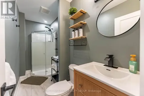 820 Grenon Avenue Ottawa ON K2B 6G2