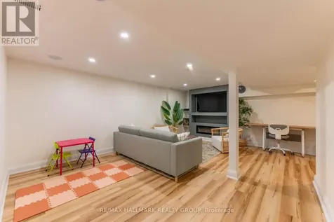 820 Grenon Avenue Ottawa ON K2B 6G2