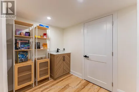 820 Grenon Avenue Ottawa ON K2B 6G2