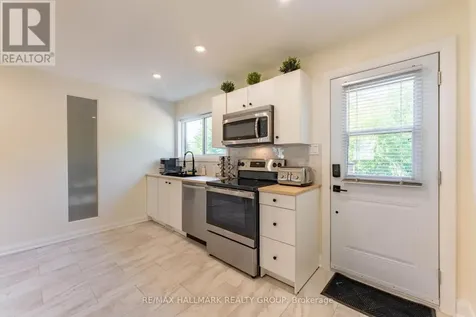 820 Grenon Avenue Ottawa ON K2B 6G2