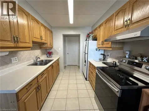 5 Mill Pond Court Simcoe ON N3Y 5J6