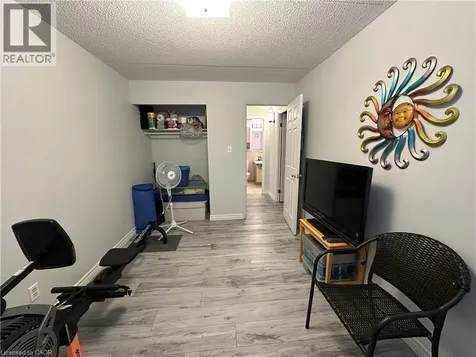 5 Mill Pond Court Simcoe ON N3Y 5J6