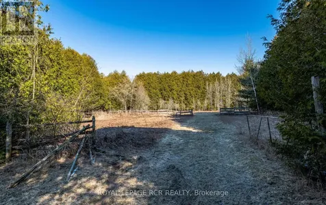 2653 Herald Road East Gwillimbury ON L0G 1V0