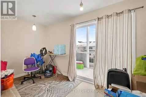 576 Lakeridge Drive Ottawa ON K4A 0H4