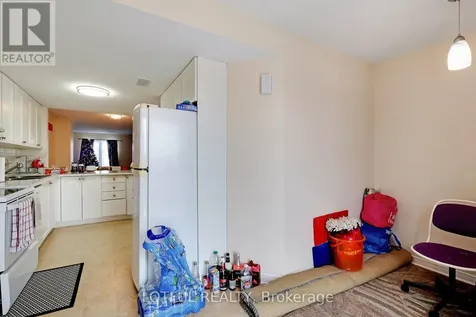 576 Lakeridge Drive Ottawa ON K4A 0H4