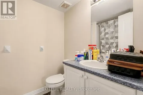 576 Lakeridge Drive Ottawa ON K4A 0H4