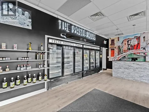 2950 Dougall Avenue Windsor ON N9E 1S2