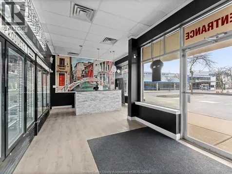 2950 Dougall Avenue Windsor ON N9E 1S2