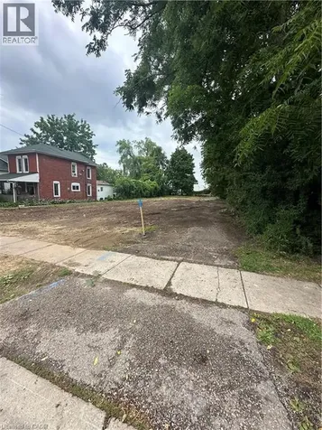 49 Ellis Street Port Rowan ON N0E 1M0