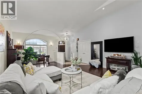 9147 Hendershot Boulevard Niagara Falls ON L2H 0E3