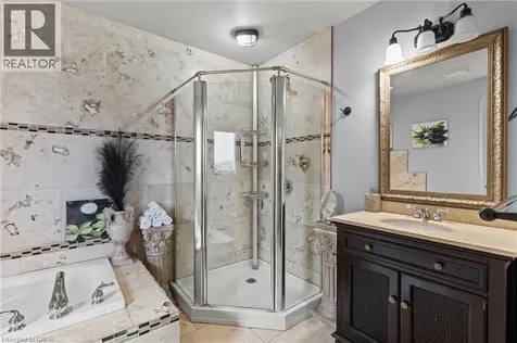 9147 Hendershot Boulevard Niagara Falls ON L2H 0E3