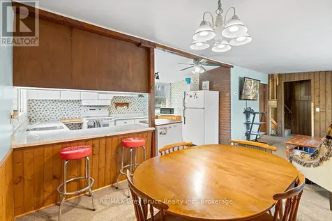 243 Mccullough Lake Drive Chatsworth ON N0H 2V0
