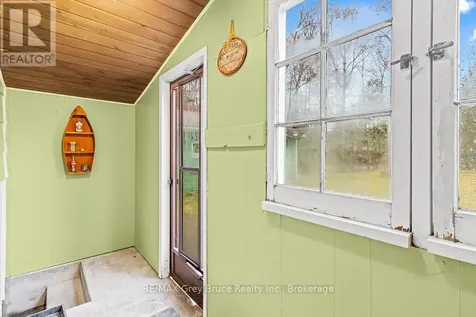 243 Mccullough Lake Drive Chatsworth ON N0H 2V0