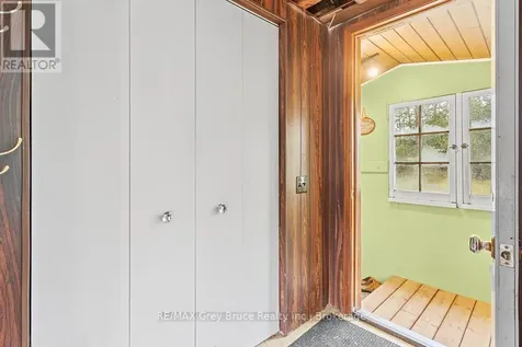 243 Mccullough Lake Drive Chatsworth ON N0H 2V0