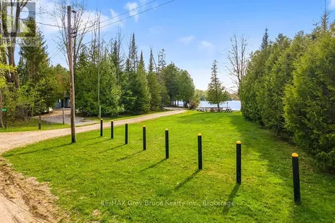 243 Mccullough Lake Drive Chatsworth ON N0H 2V0