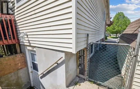 203 Commercial Street Welland ON L3B 5Z5