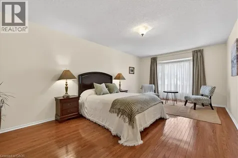 54 Goldcrest Drive Stoney Creek ON L8G 4T6