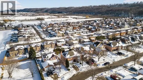 54 Goldcrest Drive Stoney Creek ON L8G 4T6