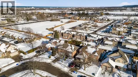 54 Goldcrest Drive Stoney Creek ON L8G 4T6