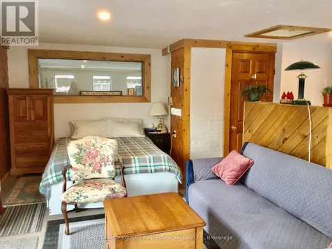 540 10th Avenue Hanover ON N4N 2P4