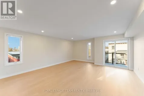 90 Elm Street Ottawa ON K1R 6N3