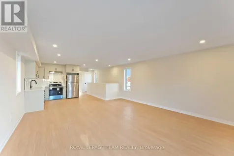 90 Elm Street Ottawa ON K1R 6N3