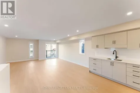 90 Elm Street Ottawa ON K1R 6N3