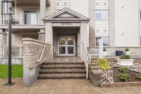 141 Potts Private Ottawa ON K4A 0N7