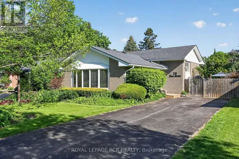 215 Zina Street Orangeville ON L9W 1E9