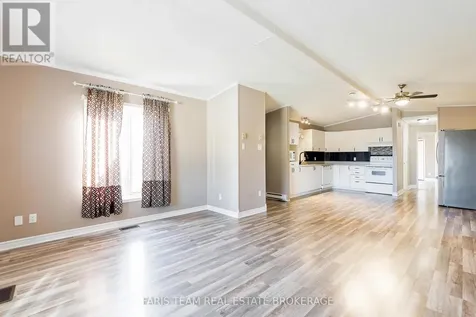 13 Sunrise Circle Bradford West Gwillimbury ON L3Z 2A5