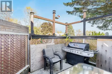 13 Sunrise Circle Bradford West Gwillimbury ON L3Z 2A5