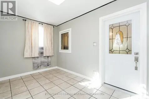 13 Sunrise Circle Bradford West Gwillimbury ON L3Z 2A5