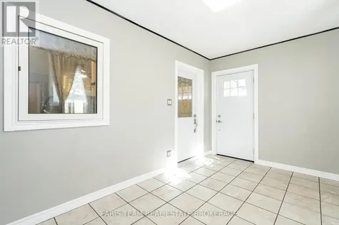 13 Sunrise Circle Bradford West Gwillimbury ON L3Z 2A5