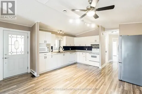 13 Sunrise Circle Bradford West Gwillimbury ON L3Z 2A5