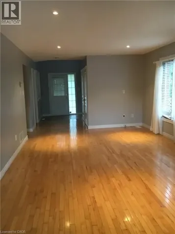 189 Livingston Avenue Grimsby ON L3M 5M3