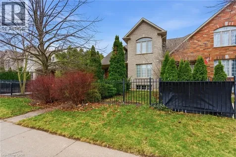 189 Livingston Avenue Grimsby ON L3M 5M3