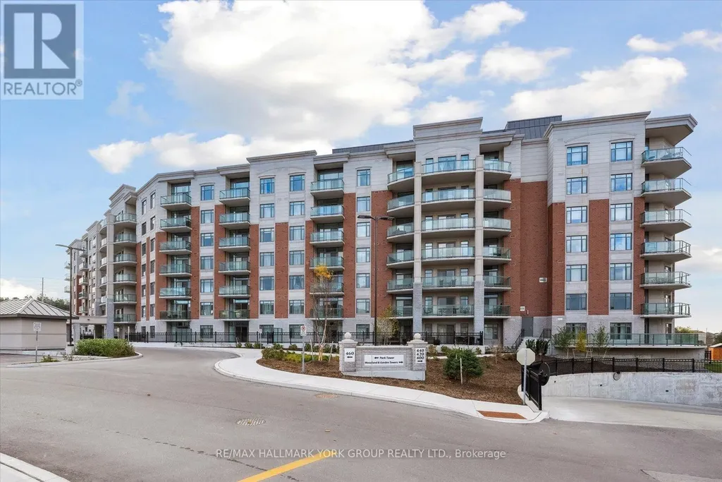 460 William Graham Drive Aurora ON L4G 1X9