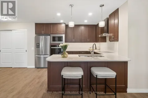 460 William Graham Drive Aurora ON L4G 1X9