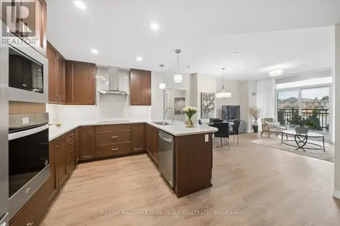 460 William Graham Drive Aurora ON L4G 1X9