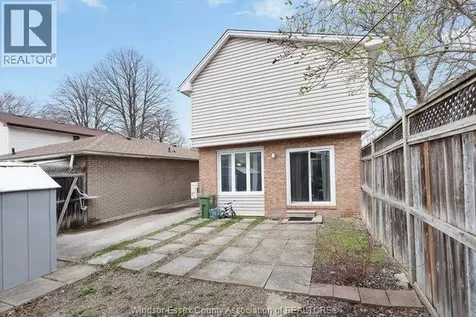 8665 Darlington Crescent Windsor ON N8S 4M5