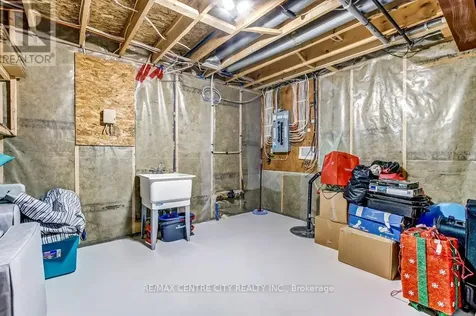 67 Peach Tree Boulevard St. Thomas ON N5R 0C1