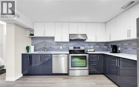 38 Birgitta Crescent Etobicoke ON M9C 3W4