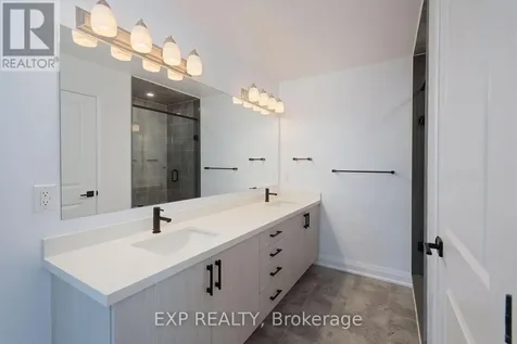 20 Ranch Terrace Barrie ON L9J 0C2