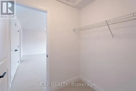 20 Ranch Terrace Barrie ON L9J 0C2